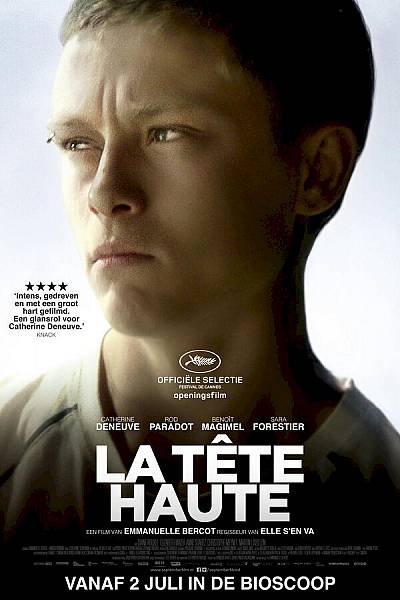 La tête haute